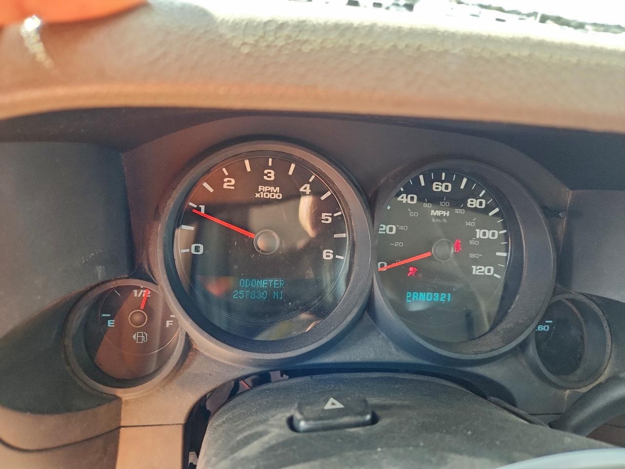 Chevrolet Silverado C1500 Ls Image 10