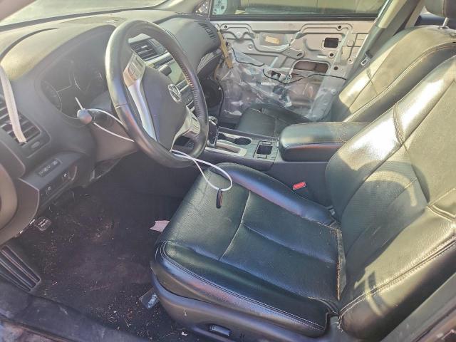 Nissan Altima 2.5 Image 2