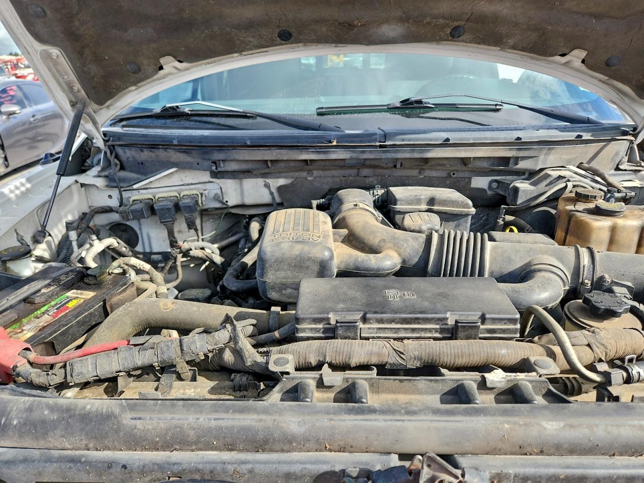 Ford F-150 Supercrew Image 4