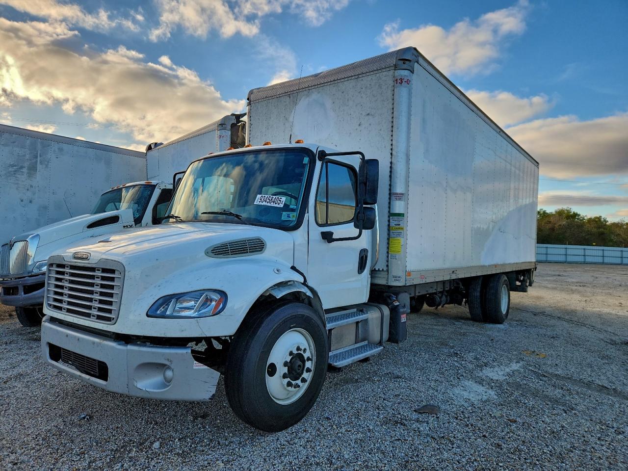Freightliner M2 106 Medium Duty Image 6