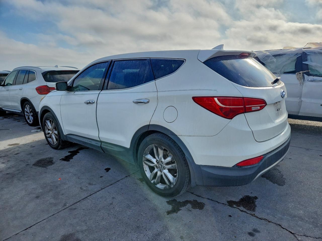 Hyundai SANTA FE Image 3
