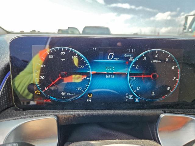 Mercedes-Benz GLB 250 Image 9