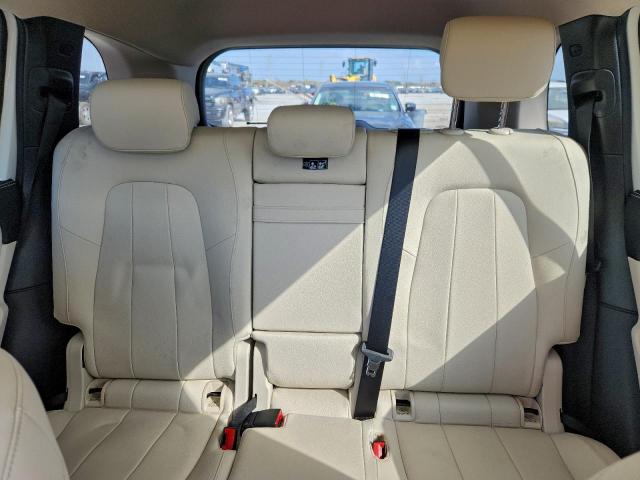 Mercedes-Benz GLB 250 Image 11