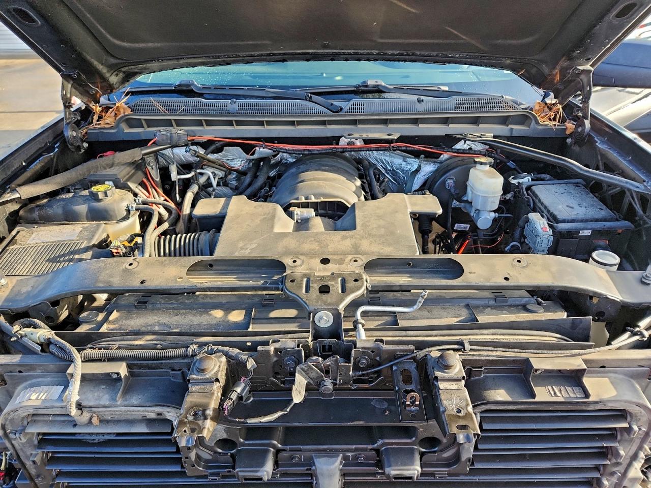 Chevrolet Silverado C1500 Custom Image 10