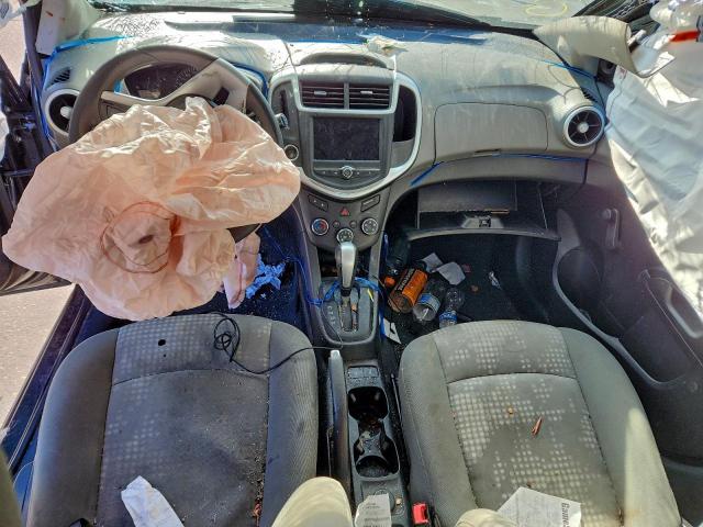 Chevrolet Sonic Image 8