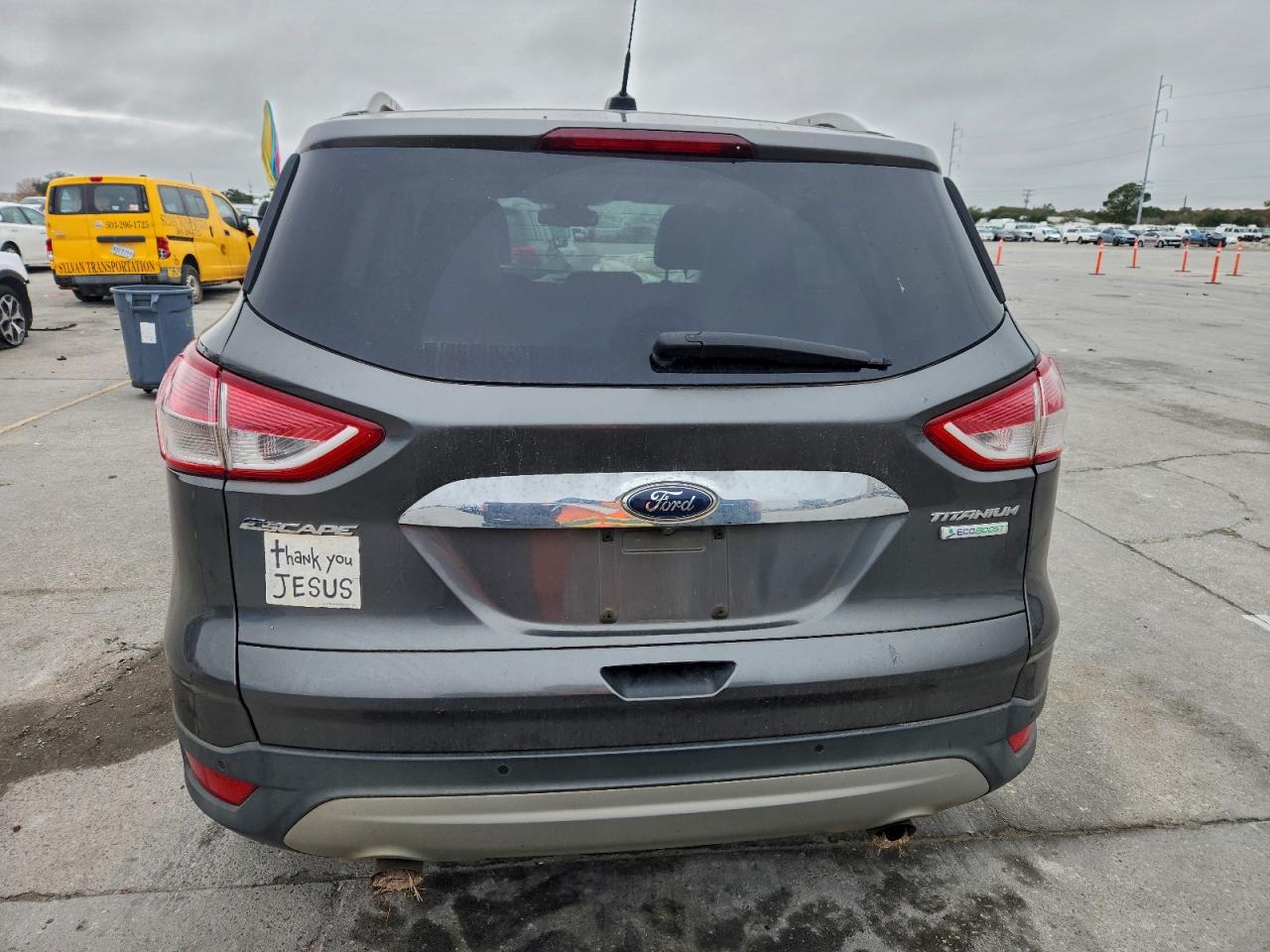 Ford Escape Titanium Image 7