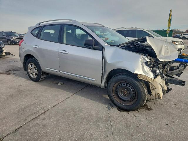 Nissan Rogue S Image 2