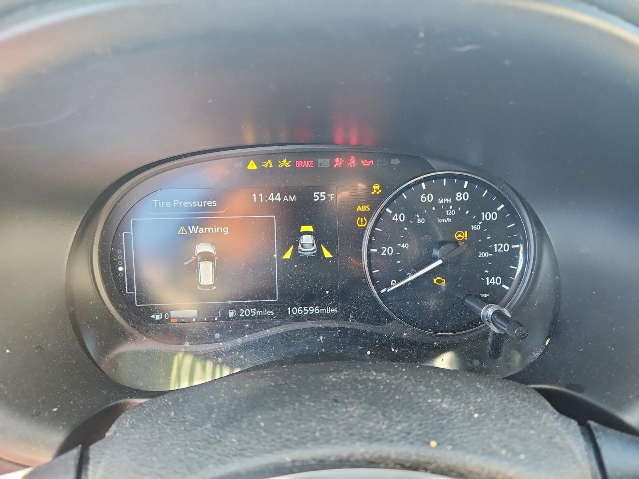 Nissan Kicks Sr Image 4