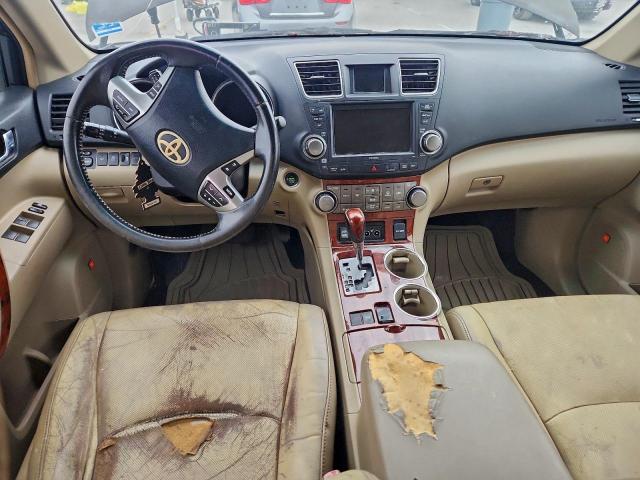Toyota Highlander Limited Image 8